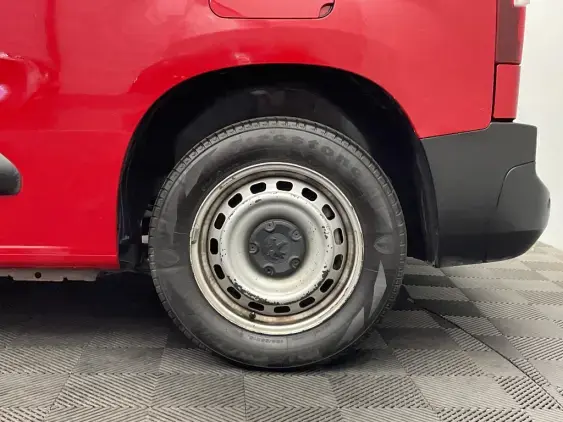 PEUGEOT PARTNER III - voiture d'occasion - Photo 23