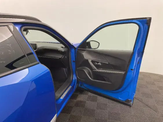 PEUGEOT 2008 II - voiture d'occasion - Photo 17