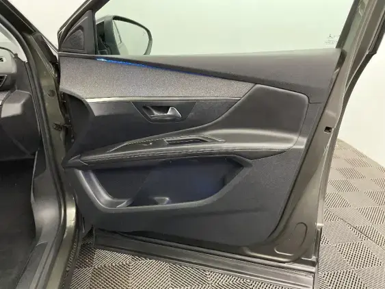 PEUGEOT 3008 II - voiture d'occasion - Photo 19