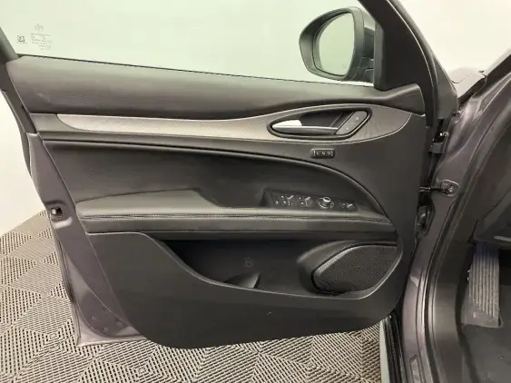 ALFA ROMEO STELVIO - voiture d'occasion - Photo 18