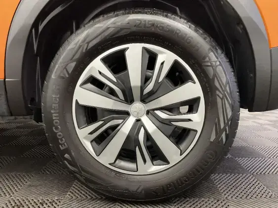 PEUGEOT 2008 II - voiture d'occasion - Photo 20