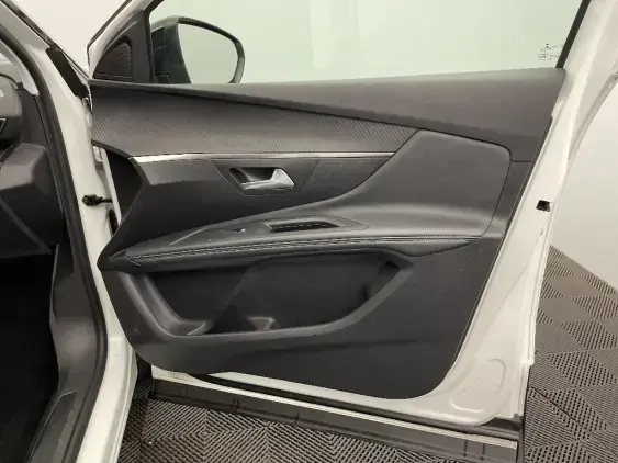 PEUGEOT 3008 II - voiture d'occasion - Photo 16