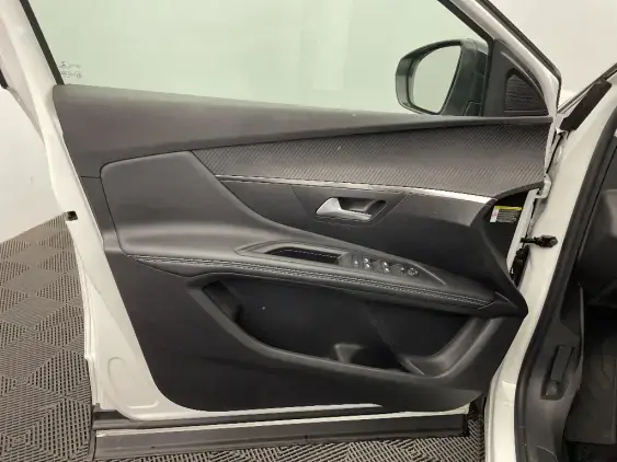 PEUGEOT 3008 II - voiture d'occasion - Photo 18