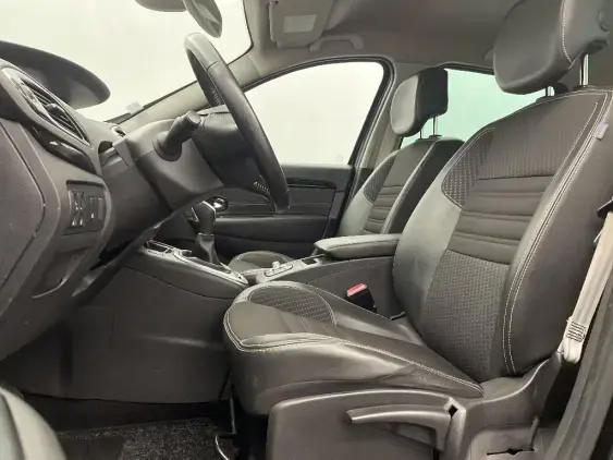 RENAULT SCENIC III - voiture d'occasion - Photo 18