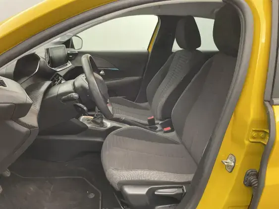 PEUGEOT 208 BUSINESS R II - voiture d'occasion - Photo 17