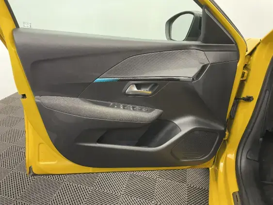 PEUGEOT 208 BUSINESS R II - voiture d'occasion - Photo 18