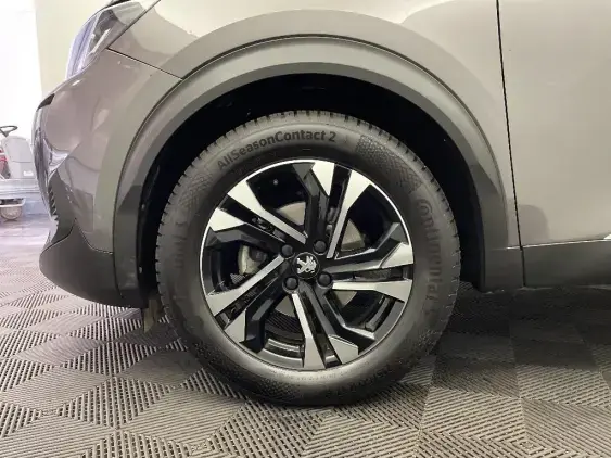 PEUGEOT 2008 II - voiture d'occasion - Photo 23