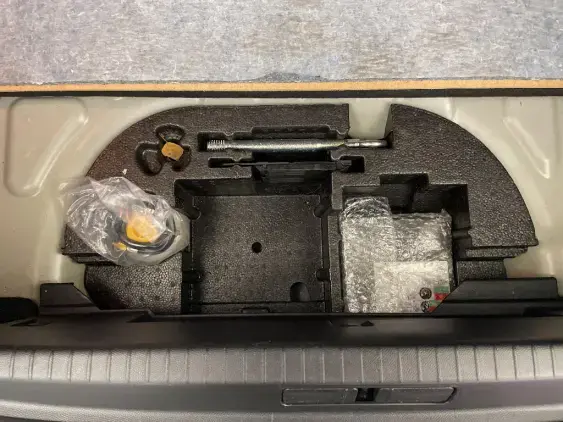 PEUGEOT 208 ELECTRIQUE II - voiture d'occasion - Photo 17