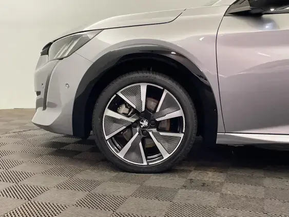 PEUGEOT 208 ELECTRIQUE II - voiture d'occasion - Photo 22