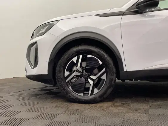 PEUGEOT 2008 II - voiture d'occasion - Photo 22