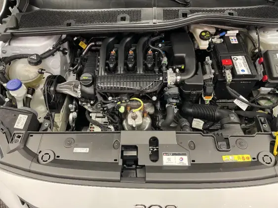 PEUGEOT 208 BUSINESS R II - voiture d'occasion - Photo 20