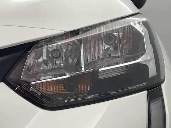 PEUGEOT 208 BUSINESS R II - voiture d'occasion - Photo 21