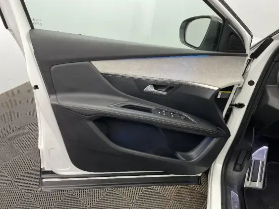 PEUGEOT 3008 II - voiture d'occasion - Photo 17