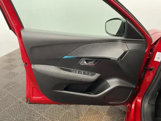 PEUGEOT 208 BUSINESS R II - voiture d'occasion - Photo 18