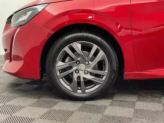 PEUGEOT 208 BUSINESS R II - voiture d'occasion - Photo 22