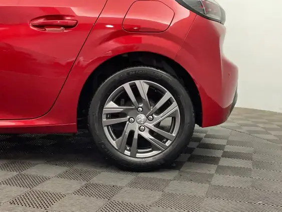 PEUGEOT 208 BUSINESS R II - voiture d'occasion - Photo 23