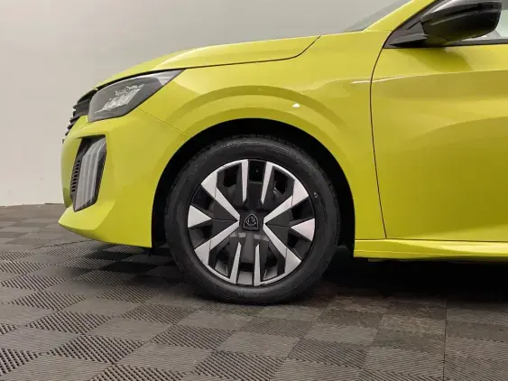 PEUGEOT 208 II - voiture d'occasion - Photo 21