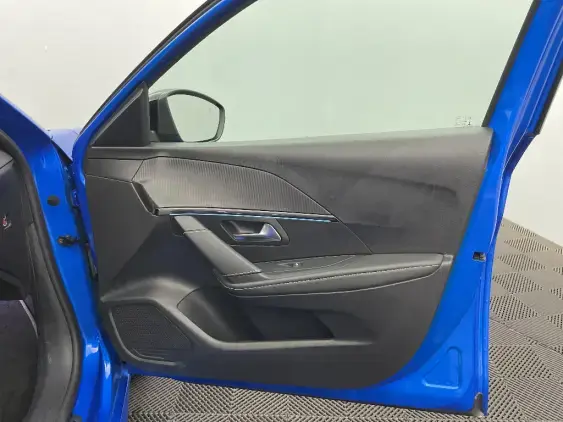 PEUGEOT 208 ELECTRIQUE II - voiture d'occasion - Photo 19