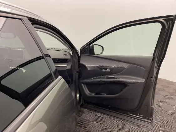 PEUGEOT 5008 II - voiture d'occasion - Photo 19