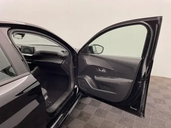 PEUGEOT 208 II - voiture d'occasion - Photo 16