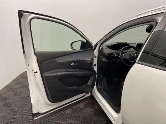 PEUGEOT 3008 II - voiture d'occasion - Photo 17