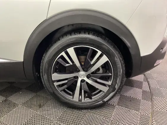 PEUGEOT 3008 II - voiture d'occasion - Photo 21