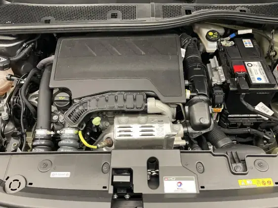 PEUGEOT 208 BUSINESS R II - voiture d'occasion - Photo 21