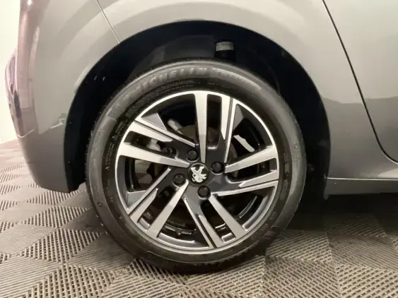 PEUGEOT 208 BUSINESS R II - voiture d'occasion - Photo 25