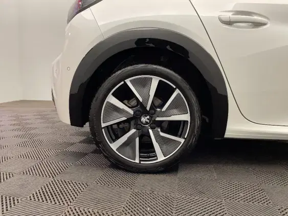 PEUGEOT 208 ELECTRIQUE II - voiture d'occasion - Photo 22