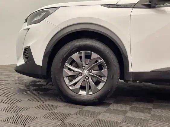 PEUGEOT 2008 II - voiture d'occasion - Photo 22