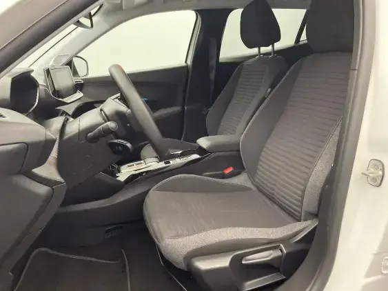 PEUGEOT 2008 ELECTRIQUE II - voiture d'occasion - Photo 16