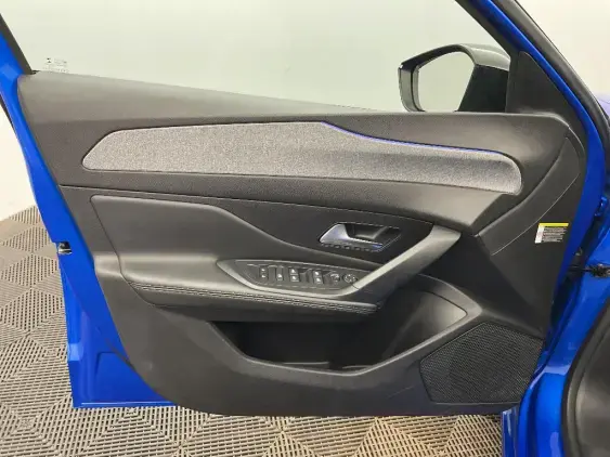 PEUGEOT 308 III - voiture d'occasion - Photo 18