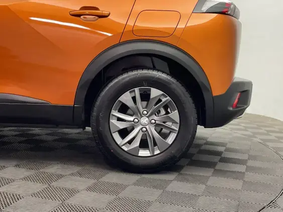 PEUGEOT 2008 II - voiture d'occasion - Photo 23