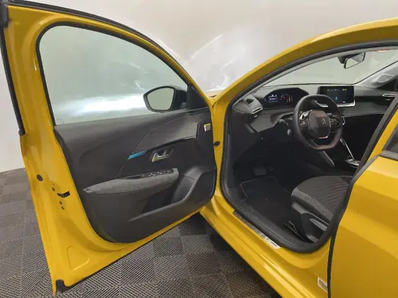 PEUGEOT 208 ELECTRIQUE II - voiture d'occasion - Photo 17