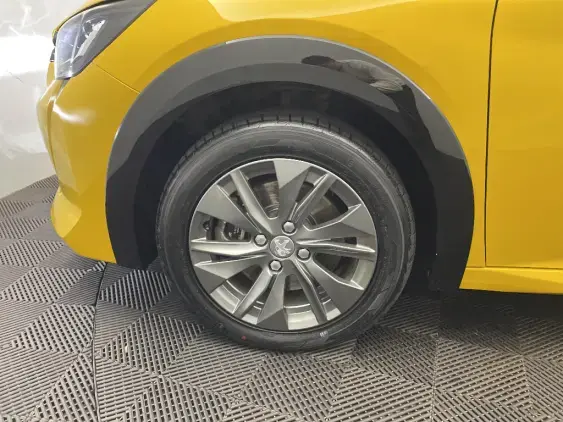 PEUGEOT 208 ELECTRIQUE II - voiture d'occasion - Photo 20