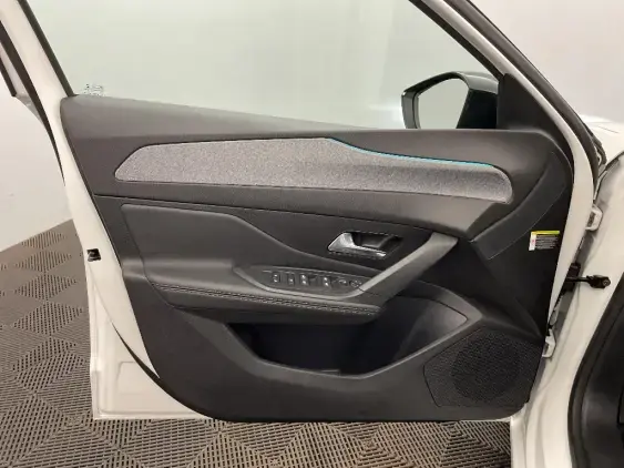 PEUGEOT 308 SW III - voiture d'occasion - Photo 17