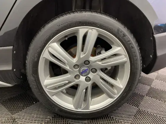 VOLVO V40 II - voiture d'occasion - Photo 23