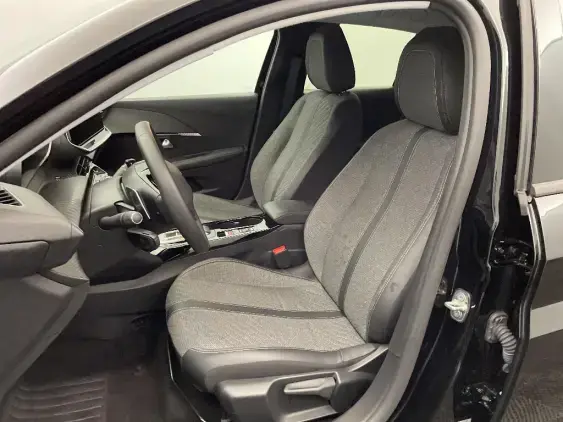 PEUGEOT 208 II - voiture d'occasion - Photo 18