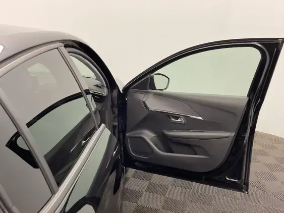 PEUGEOT 208 II - voiture d'occasion - Photo 20