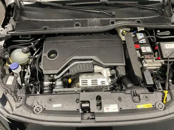 PEUGEOT 208 II - voiture d'occasion - Photo 21