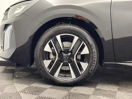 PEUGEOT 208 II - voiture d'occasion - Photo 23