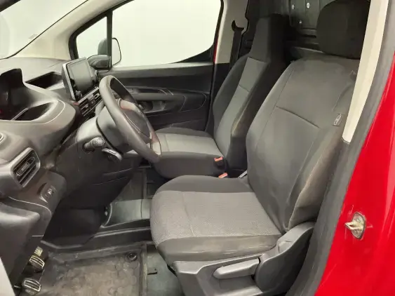 PEUGEOT PARTNER III - voiture d'occasion - Photo 17