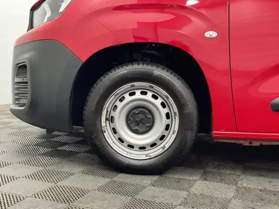 PEUGEOT PARTNER III - voiture d'occasion - Photo 22