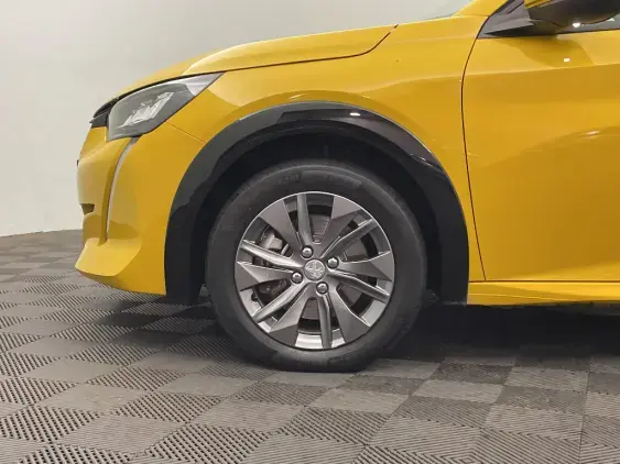 PEUGEOT 208 ELECTRIQUE II - voiture d'occasion - Photo 23