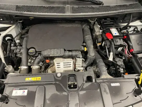 PEUGEOT 5008 II - voiture d'occasion - Photo 20