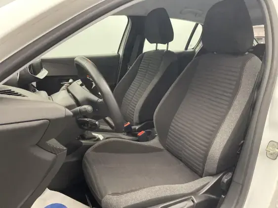 PEUGEOT 208 BUSINESS R II - voiture d'occasion - Photo 18