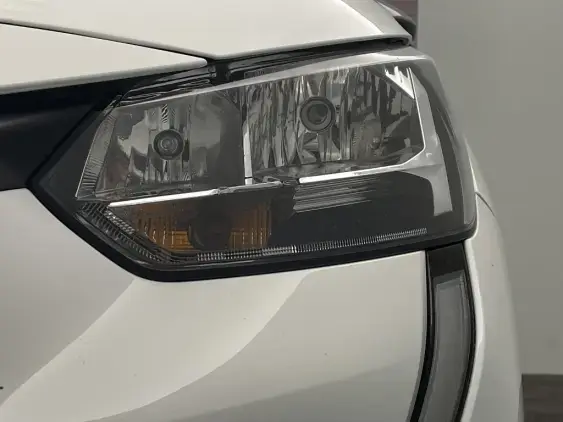 PEUGEOT 208 BUSINESS R II - voiture d'occasion - Photo 22