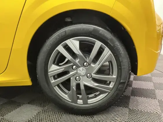 PEUGEOT 208 BUSINESS R II - voiture d'occasion - Photo 24