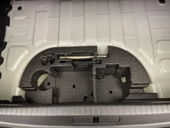 PEUGEOT 208 ELECTRIQUE II - voiture d'occasion - Photo 17