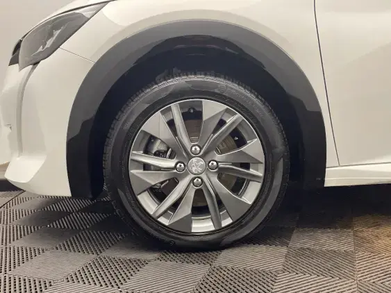 PEUGEOT 208 ELECTRIQUE II - voiture d'occasion - Photo 23